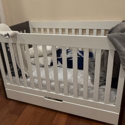 Well loved Crib + Mattress FREE