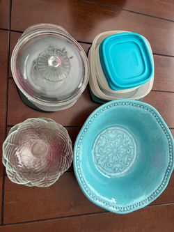 Food containers