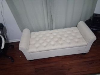White Treasure Ottoman