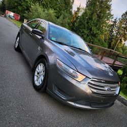 2014 Ford Taurus