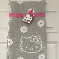 Hello Kitty Feather Knit Blanket