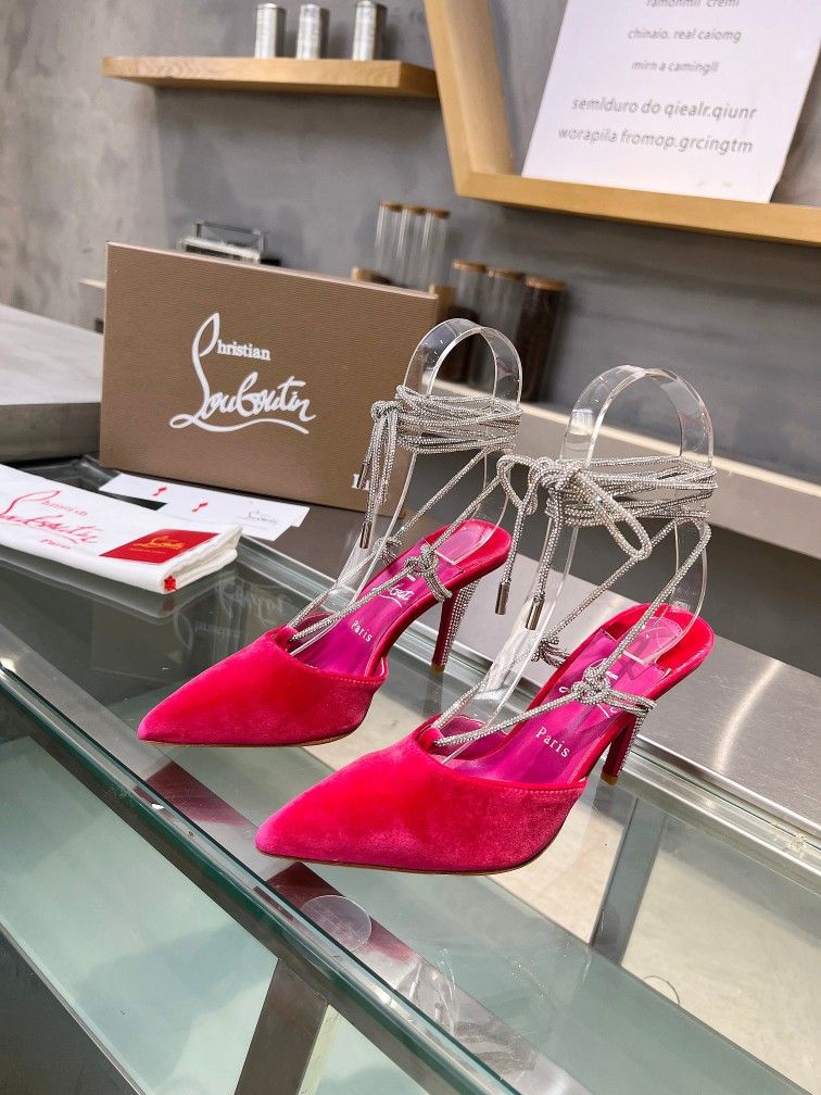 Christian Louboutin Women’s Shoe With Box 2025 New