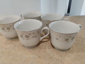 Carlton Andover 482 Teacups - Set of 5