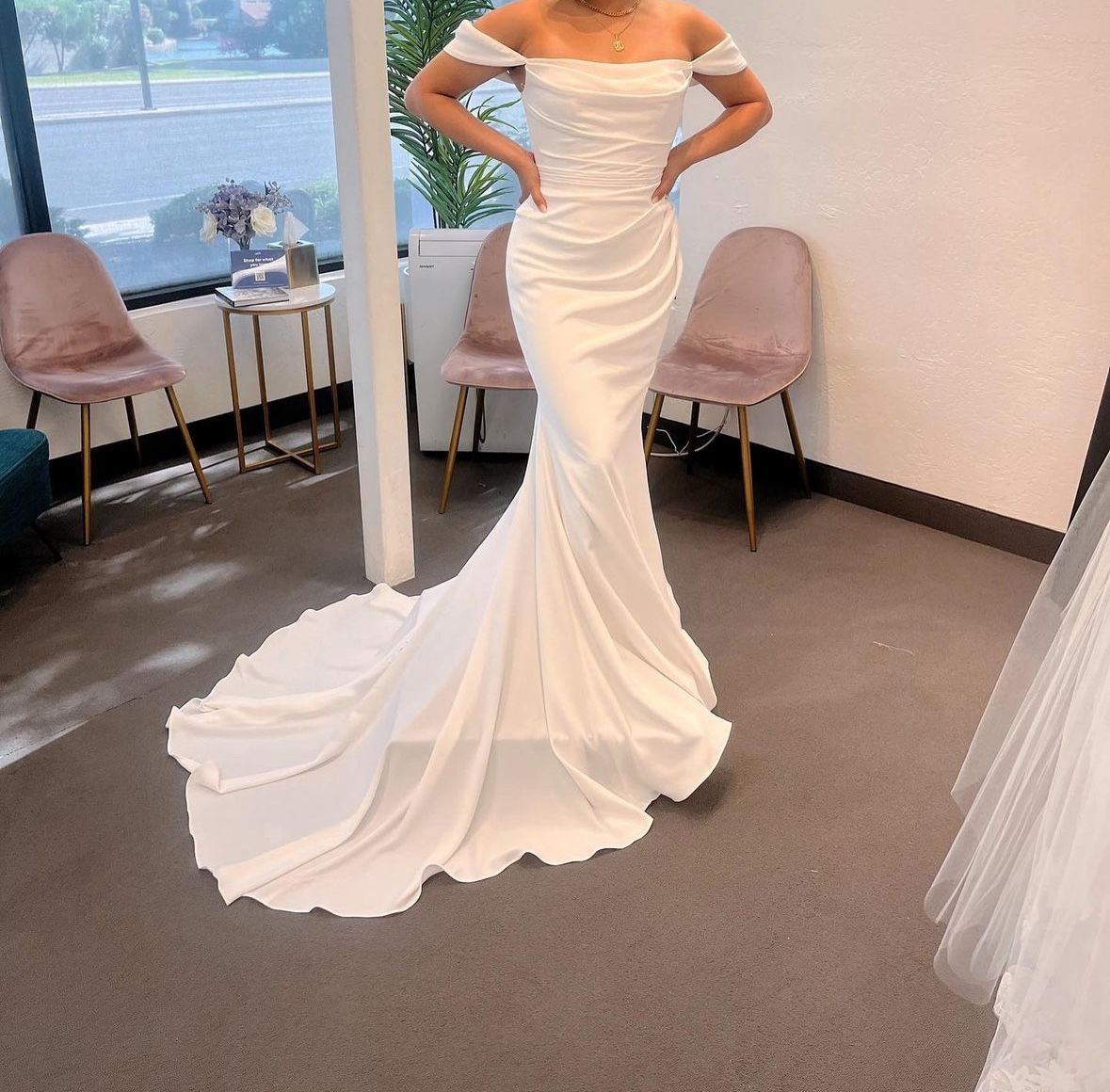 Brand New Brilliant Bridal Stella 0350 Wedding Dress