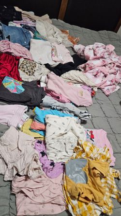 Girls clothes