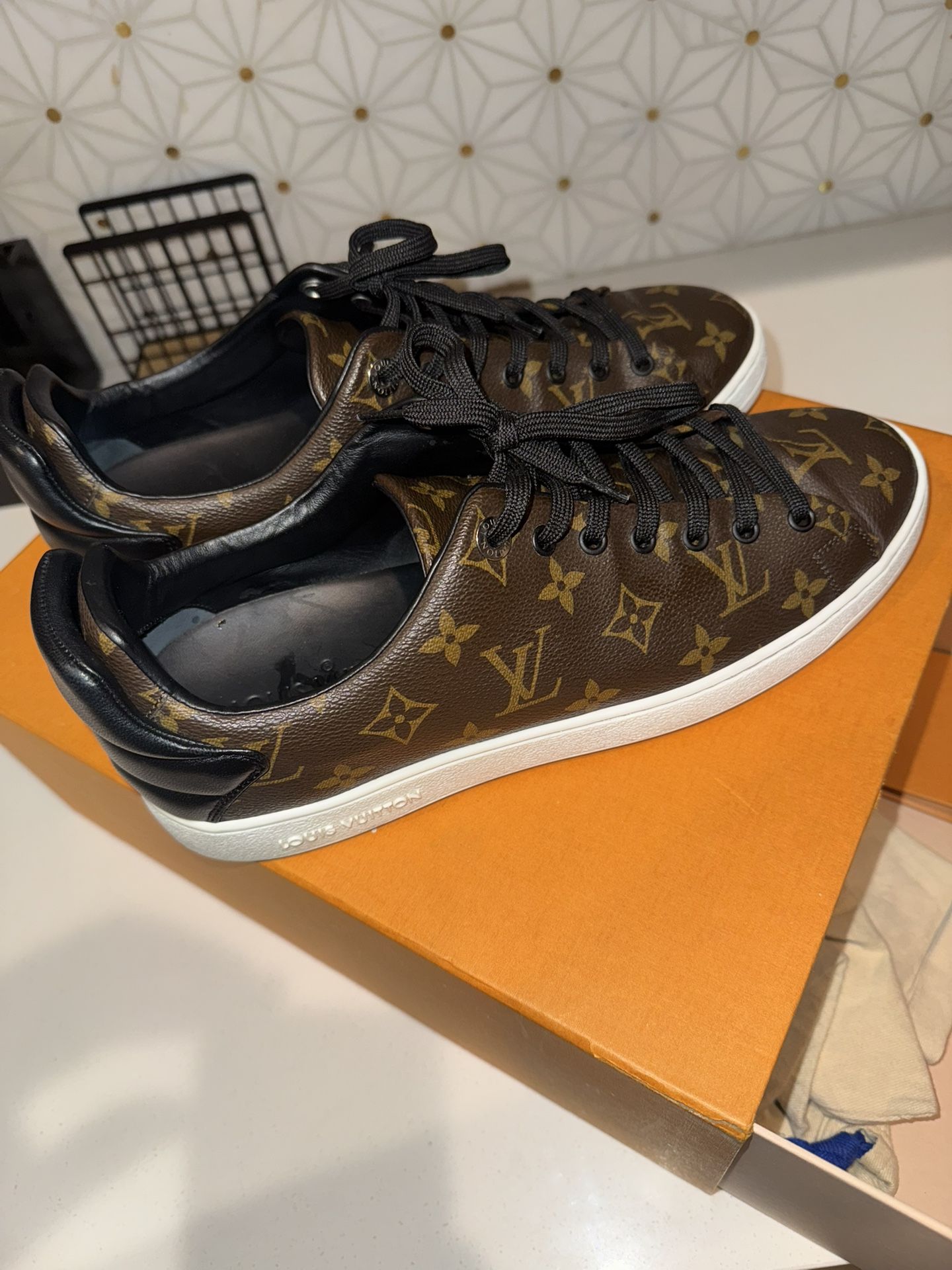 Louis Vuitton Front Row Sneakers
