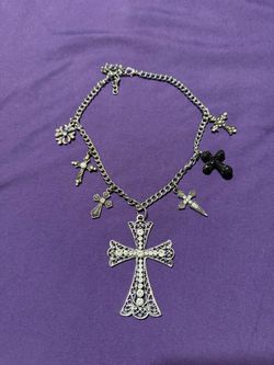 Choker necklace