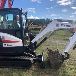 2015 Bobcat E26 EM – $21,510 – 2,180 hrs