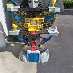 Imaginext Batman Cave Playset