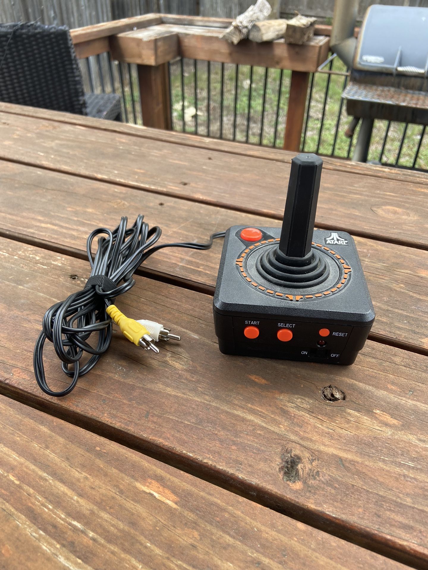 Atari Plug And Play Joystick - 10 Games
