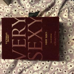 Victoria Secret Very Sexy 