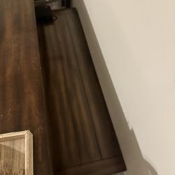 Dining table set