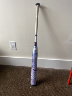 Used Demarini CF Ali Aguilar bat 32/-10