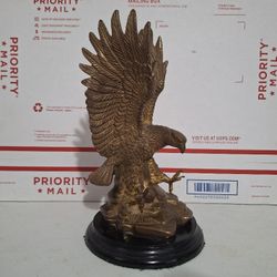 Vintage Majestic Solid Brass Eagle Sculpture Statue Figure on Wood Base 11.5"