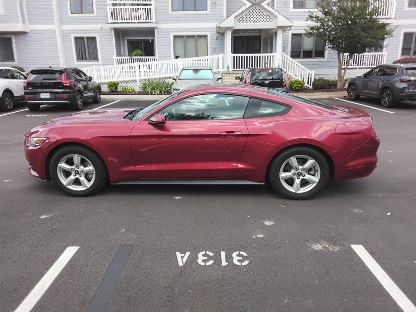 2017 Ford Mustang