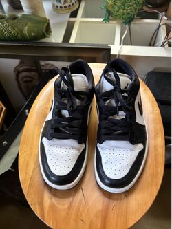 Air Jordan 1 Low Black and White Shoes