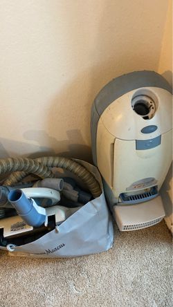 Lux Guandian by Aerus vacuum ,house need repair. For 80 all parts included.