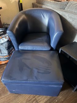 Chair w Ottoman