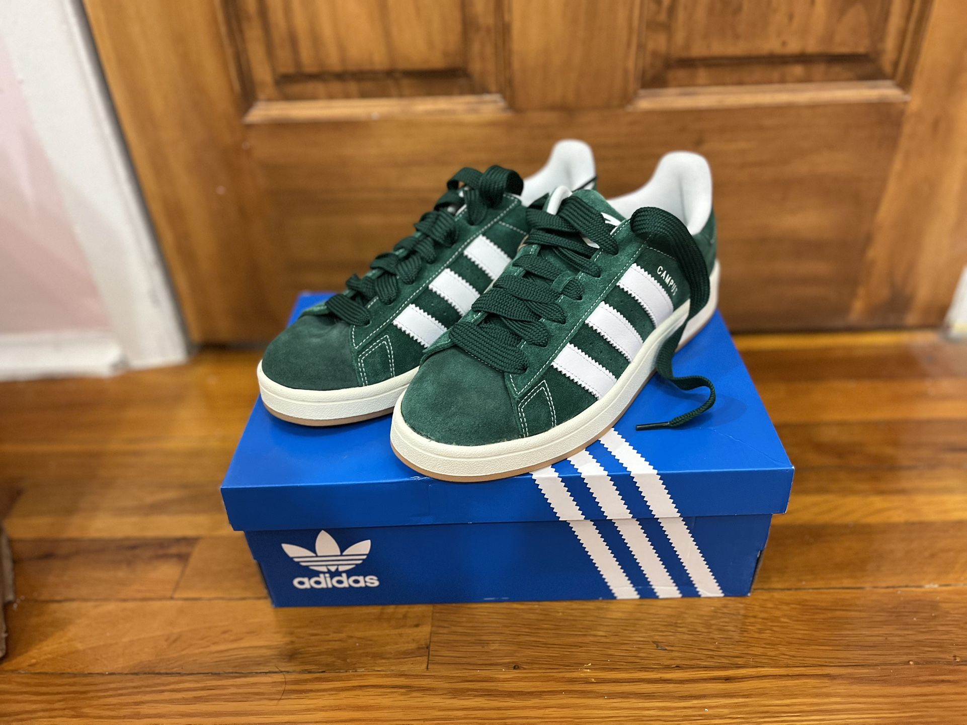 Sneakers Brand New Never Won