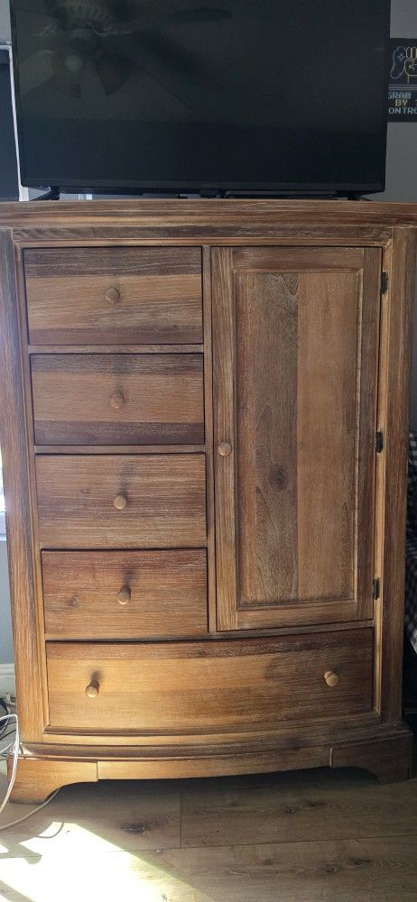 Armoire Dresser