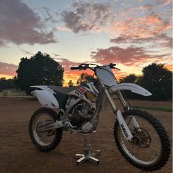 2009 Yz250f Dirt Bike 