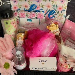 Mother's Day Basket 