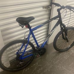 Giant Boulder SE PRO