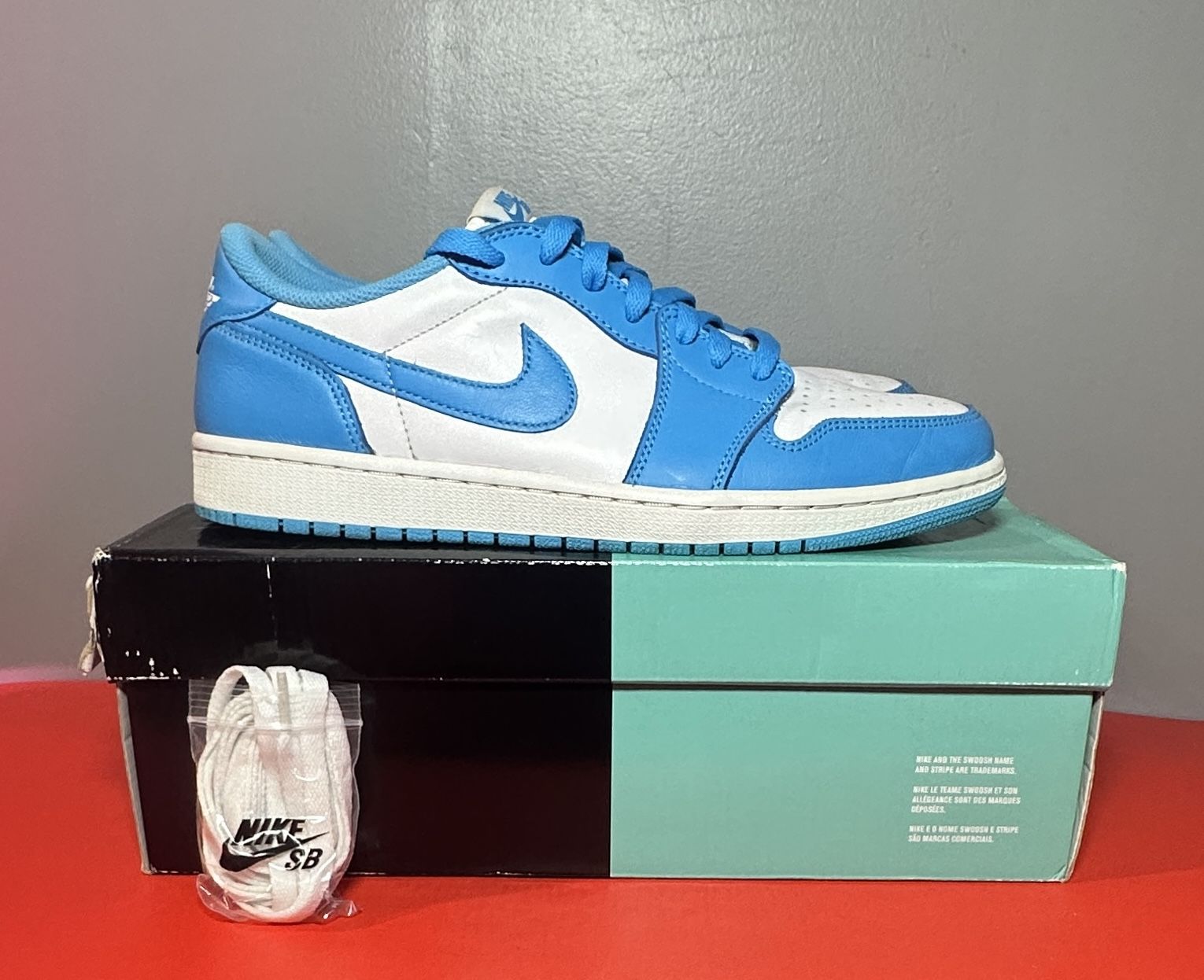 Size 10.5 - Eric Koston x Air Jordan 1 SB Low Powder Blue