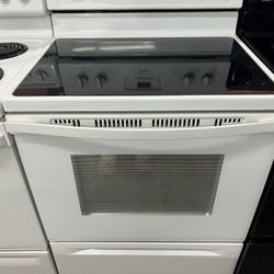 Gorgeous White Self Clean Glass Top Stove