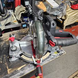 Compound Miter Saw