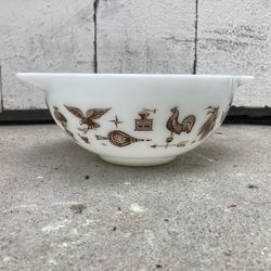 Pyrex Bowl