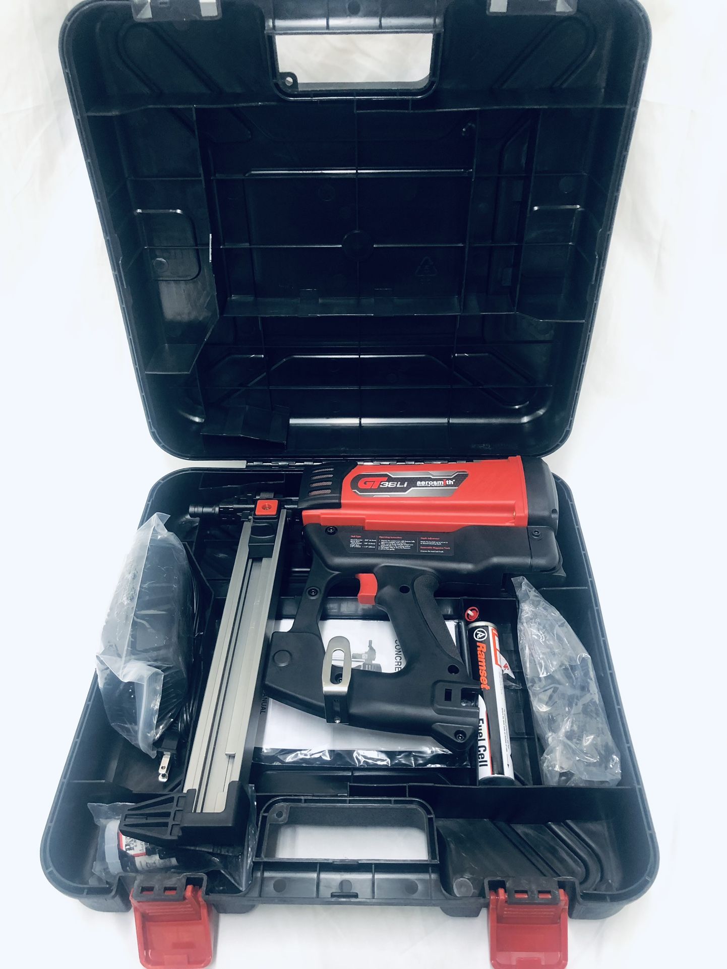 Aerosmith 1/2”-1.5” Cordless Gas Tracking Concrete Pinned/Nailer