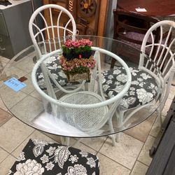 Glass Table 3 Chairs 