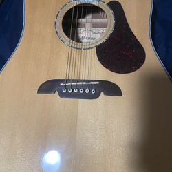 ALVAREZ GUITAR MEDIUM SIZE