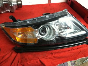 HONDA ODYESSY. HEADLAMP LENS 2016