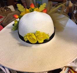 SUMMER HAT/TEA PARTY/DERBY HAT (NEW)👒🌼🌼🍓🍓