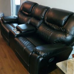 *Weekly Feature!!!*---Sleek Santiago Black Leather Reclining Loveseats---Now $699!!!---Delivery/$10 Down Financing🤠