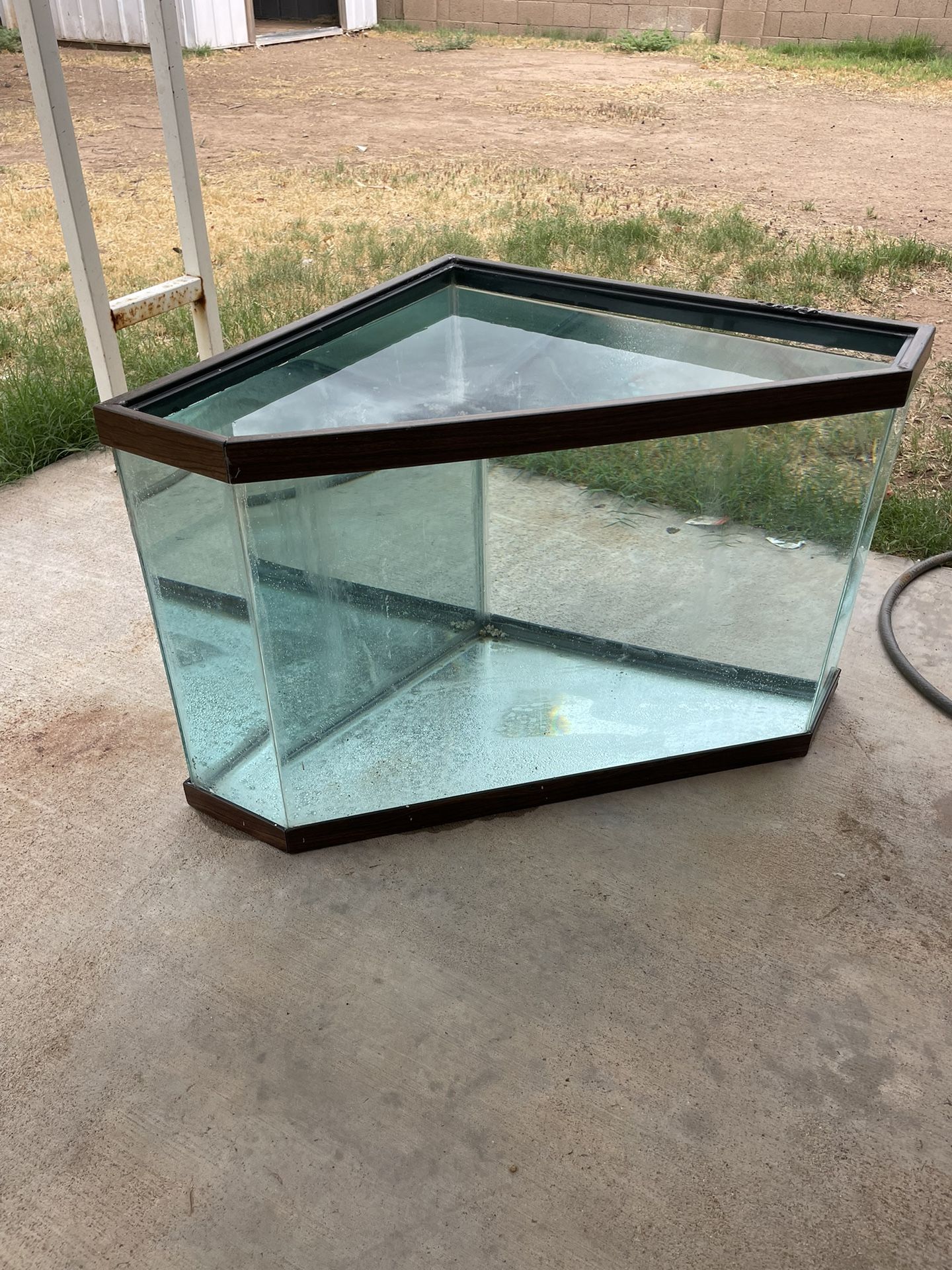 45 Gallon Pentagon Corner Custom Aquarium Fish Tank