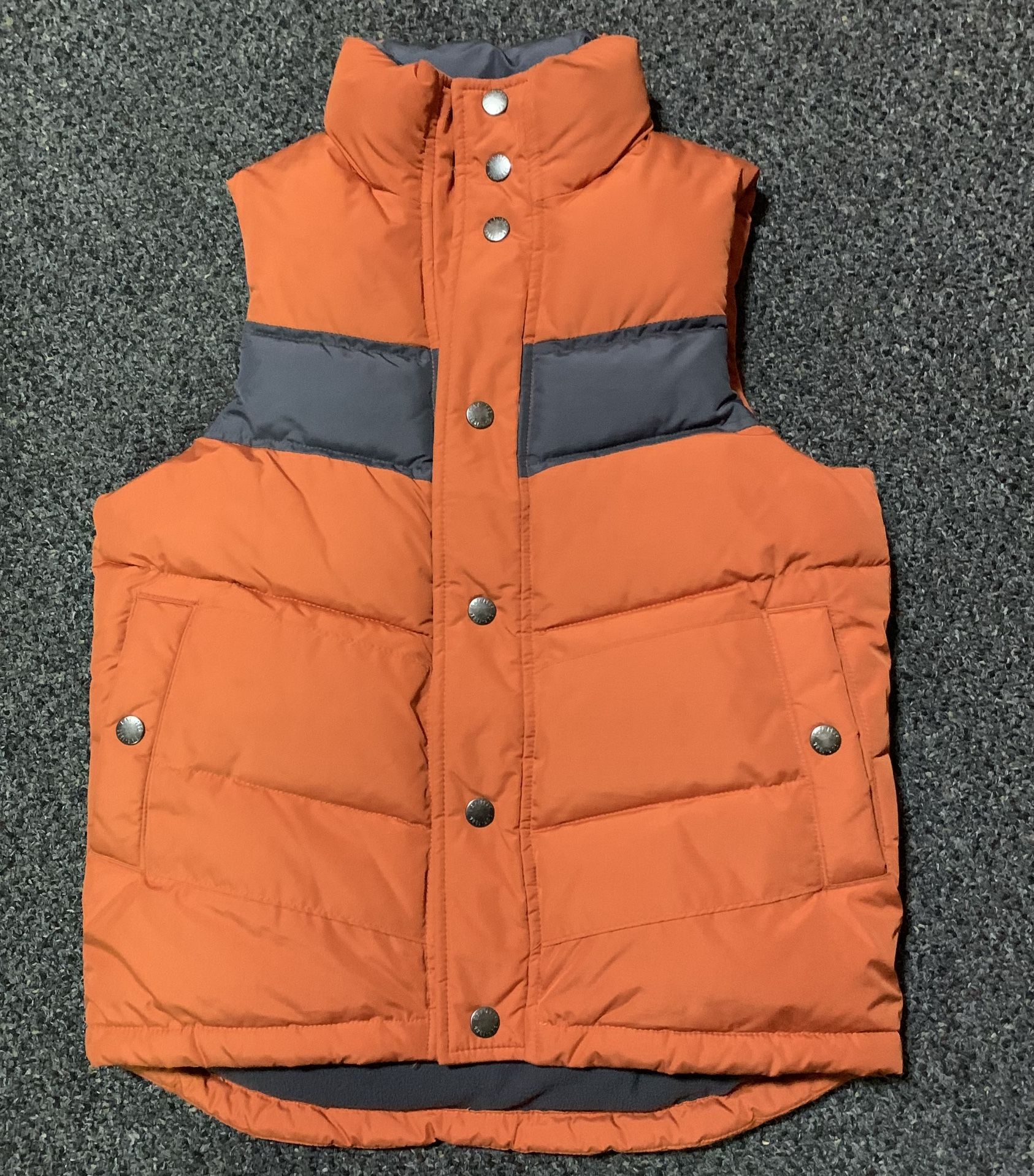 Gap Kids boys size 6/7 puffer fleece lined outdoor vest 