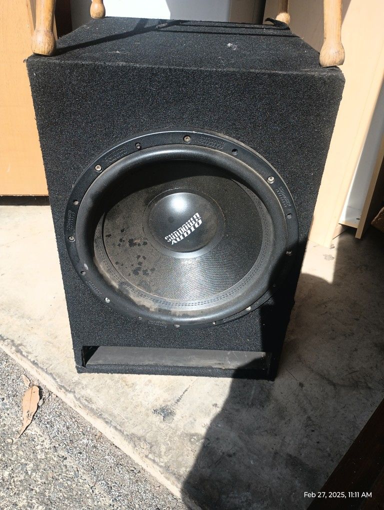 15 Inch Sundown Speaker In The Box