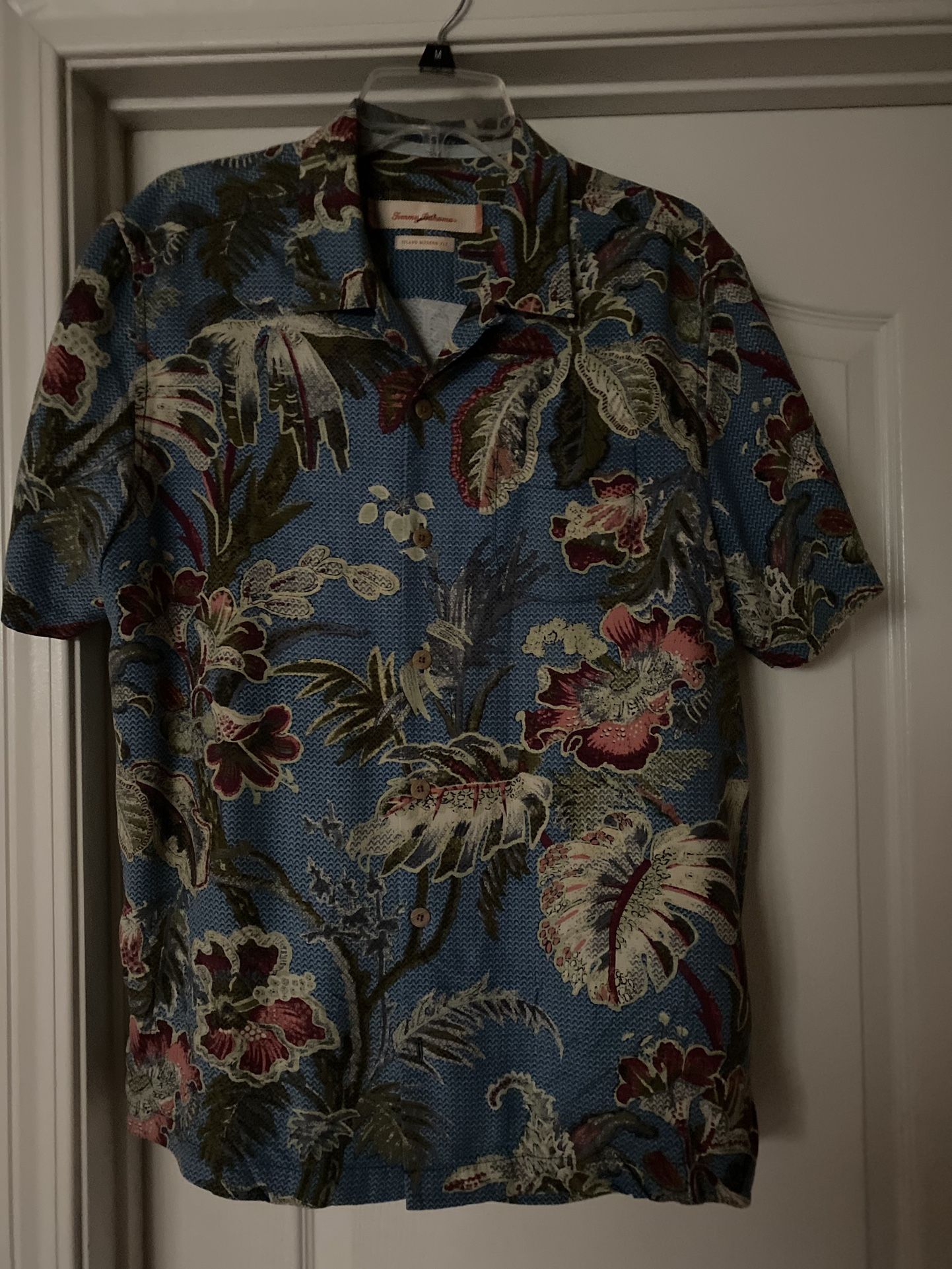 Tommy Bahama Men’s shirt