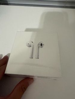 Apple AirPods 1st generation Wireless Charging Case