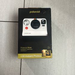 Polaroid Now Instant Camera Generation 2 + 16 Instant Photos - White - BRAND NEW