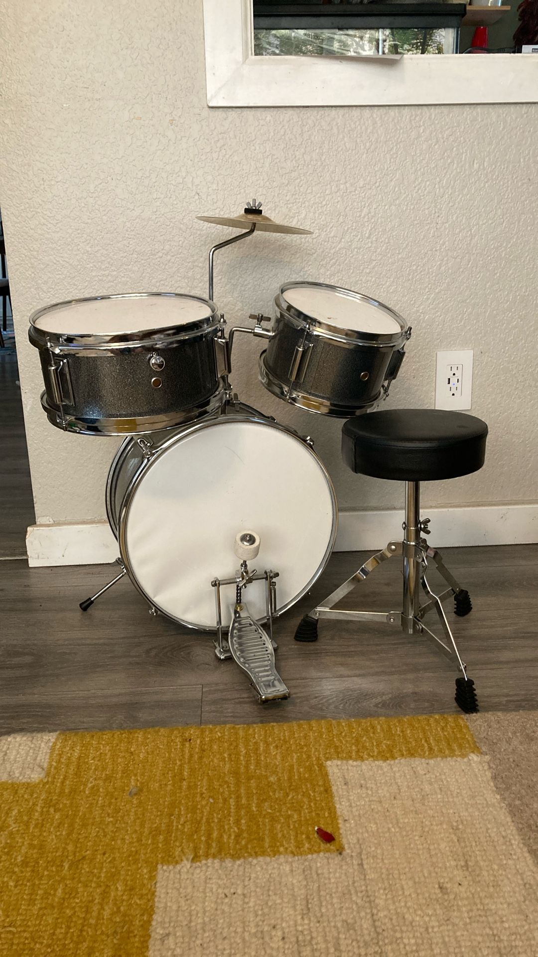 Ashthorpe Drum Set