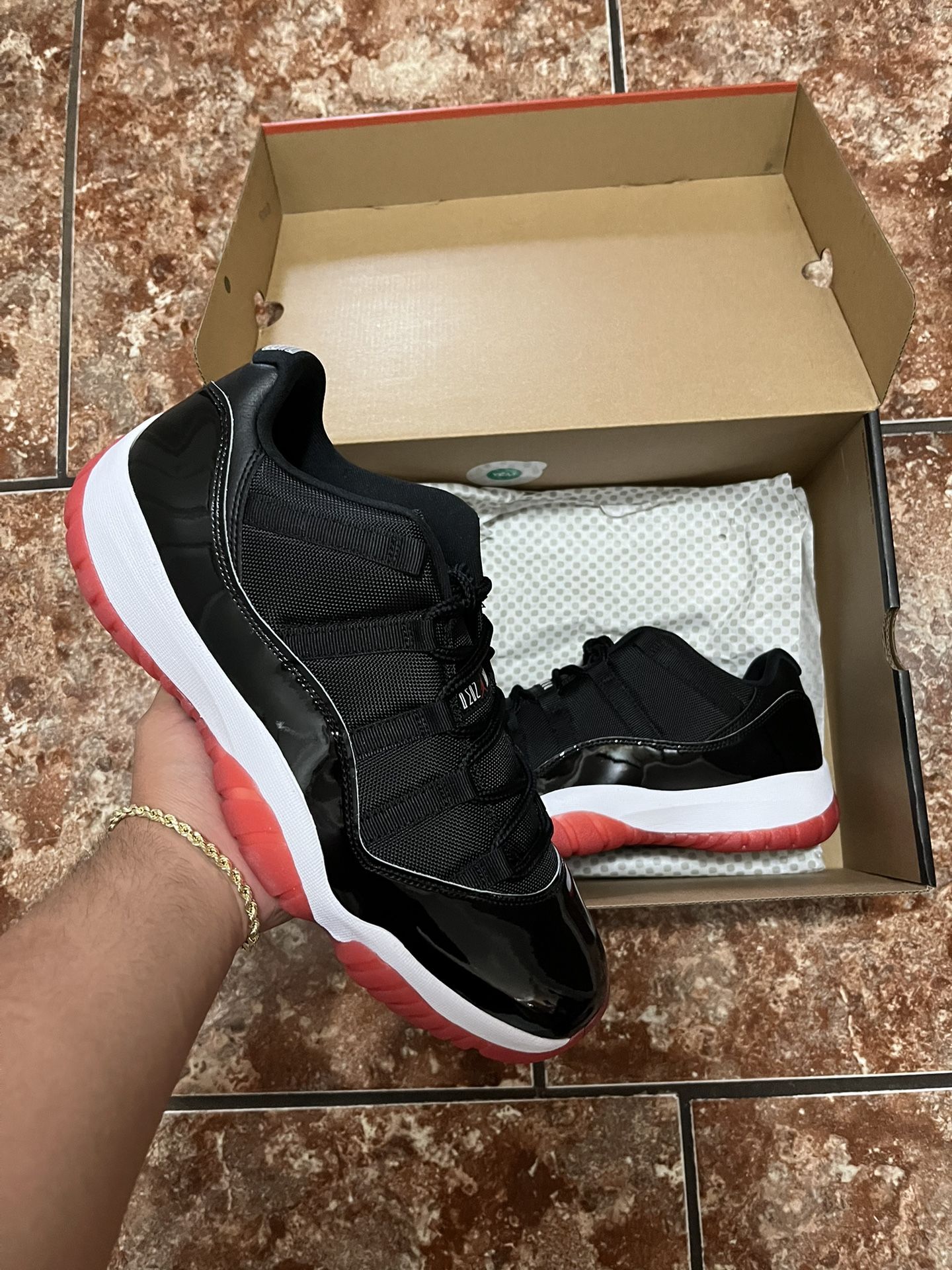 Jordan 11 Low Bred Size 13