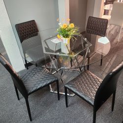 DINING TABLE WITH 4 CHAIRS 