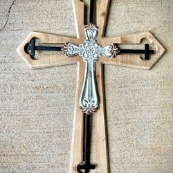 Beautiful Layered Cross Wall Decor