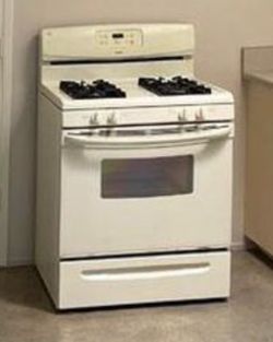 Used Kenmore GAS stove -  Works Great——-  Not sexy, but works!