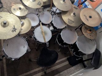 Yamaha drums.