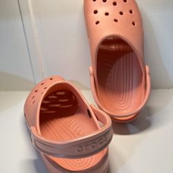 Crocs women’s 10 croc sandals clogs mules slip on shoe pink coral men 8